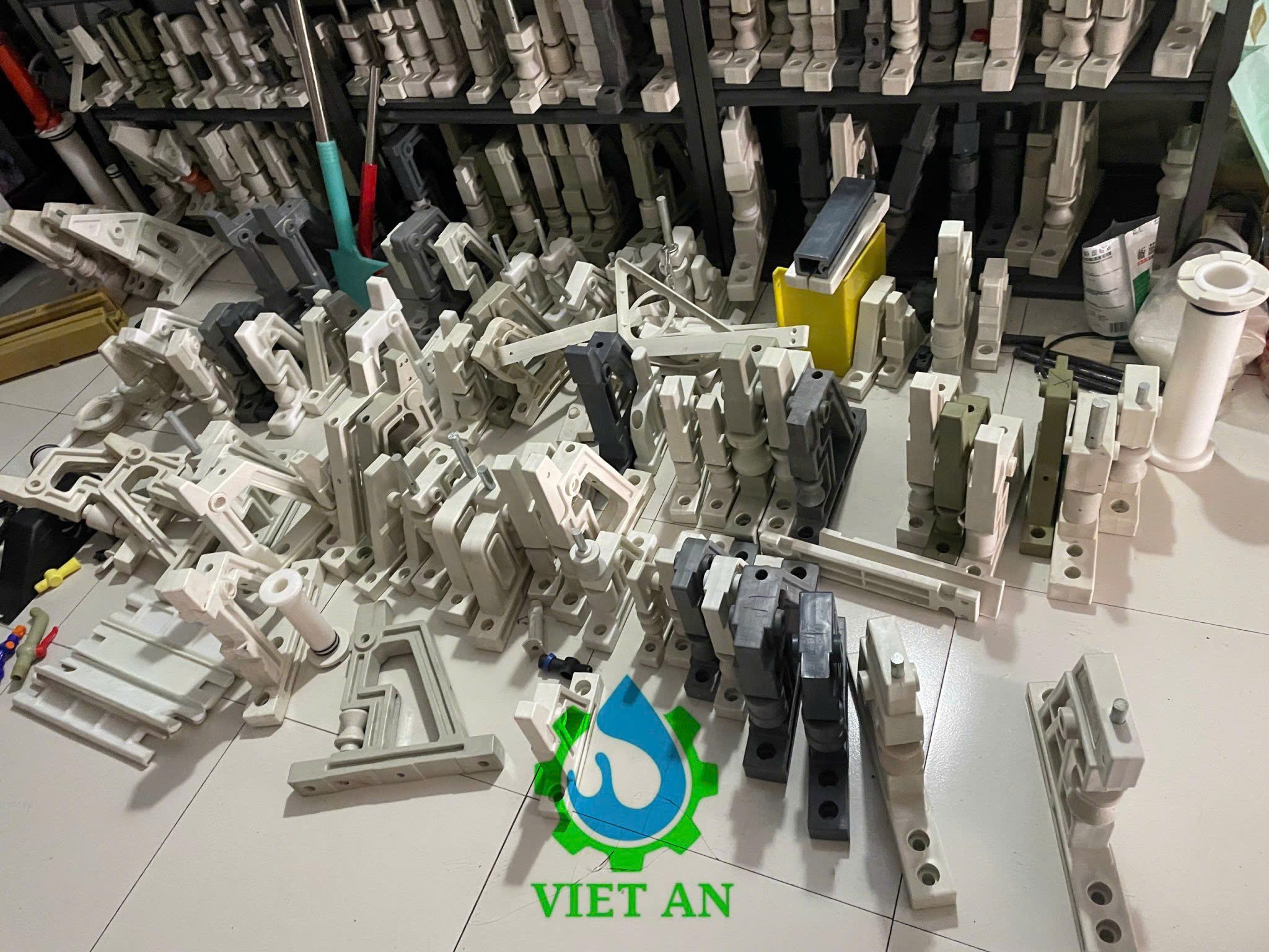Tay nắm khung bản máy ép bùn