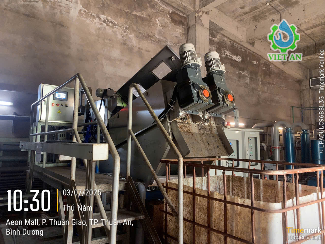 Vận hành máy ép bùn trục vít