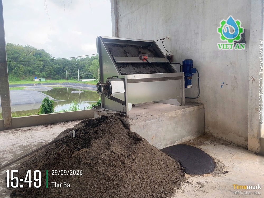 Lắp đặt máy tách phân 1500 cho khách hàng