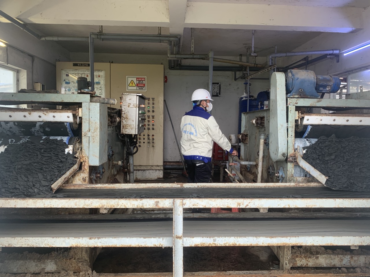 Dịch vụ sửa chữa máy ép bùn Việt An