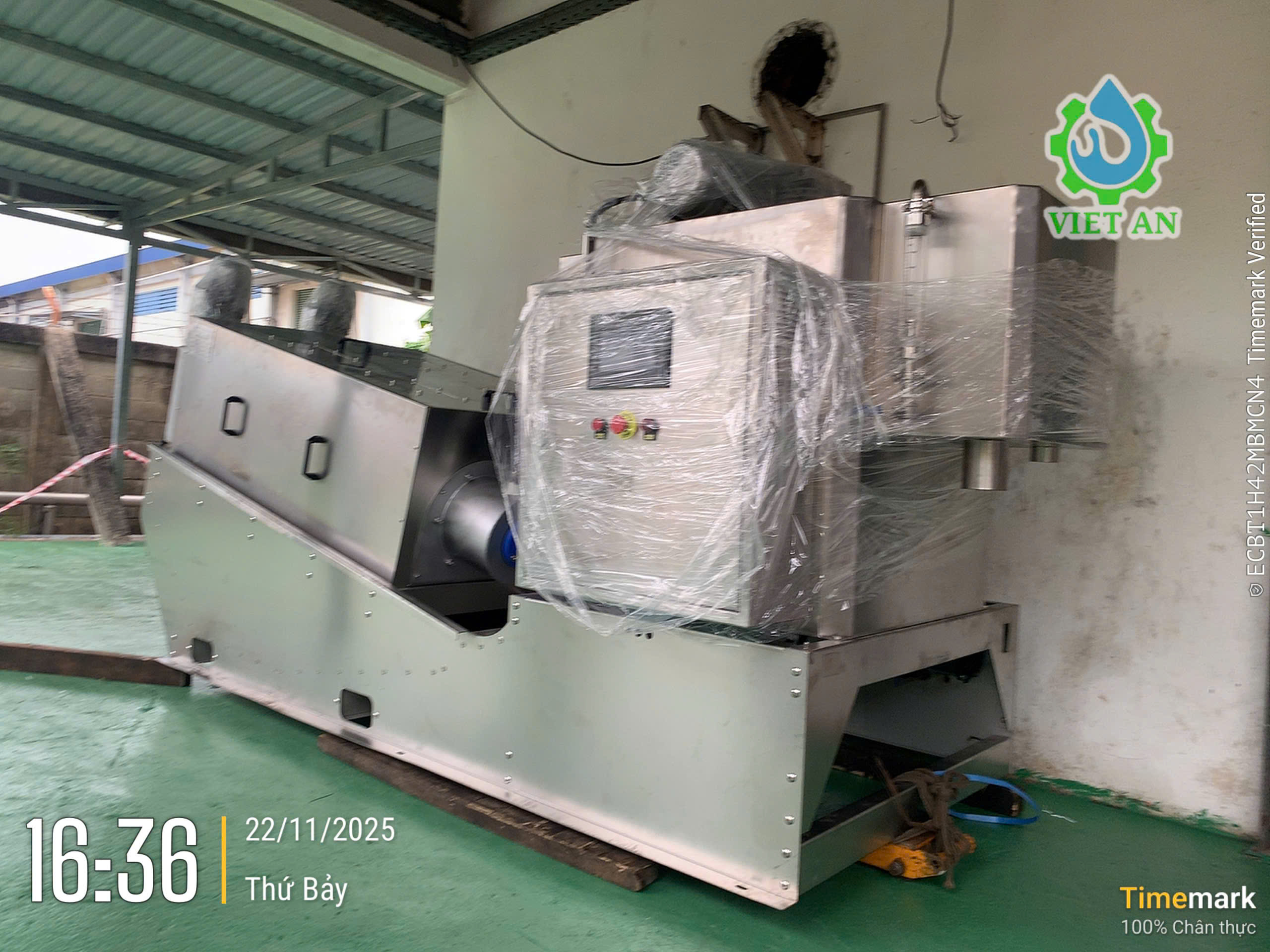 Máy ép bùn trục vít 302