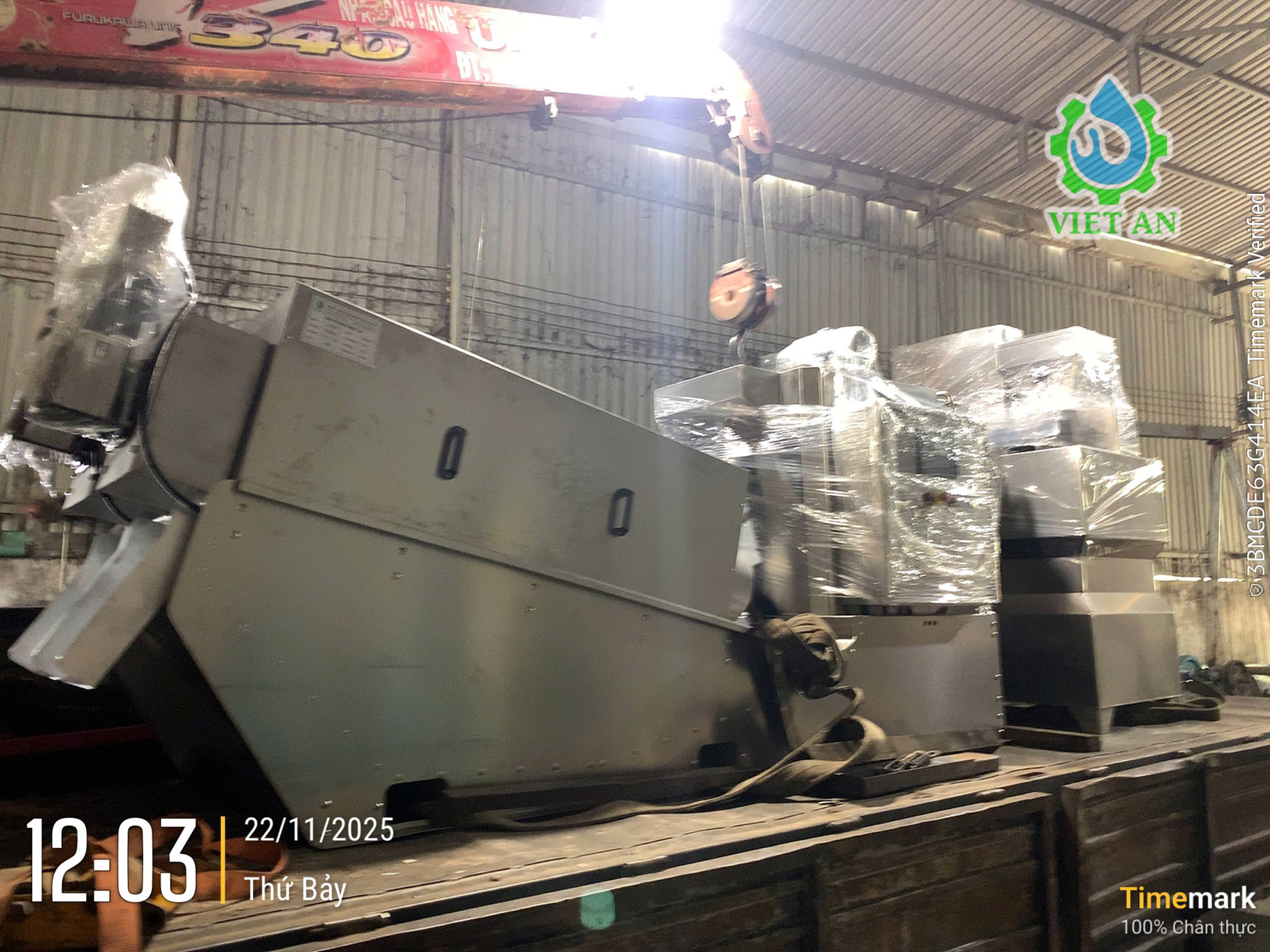 Máy ép bùn trục vít