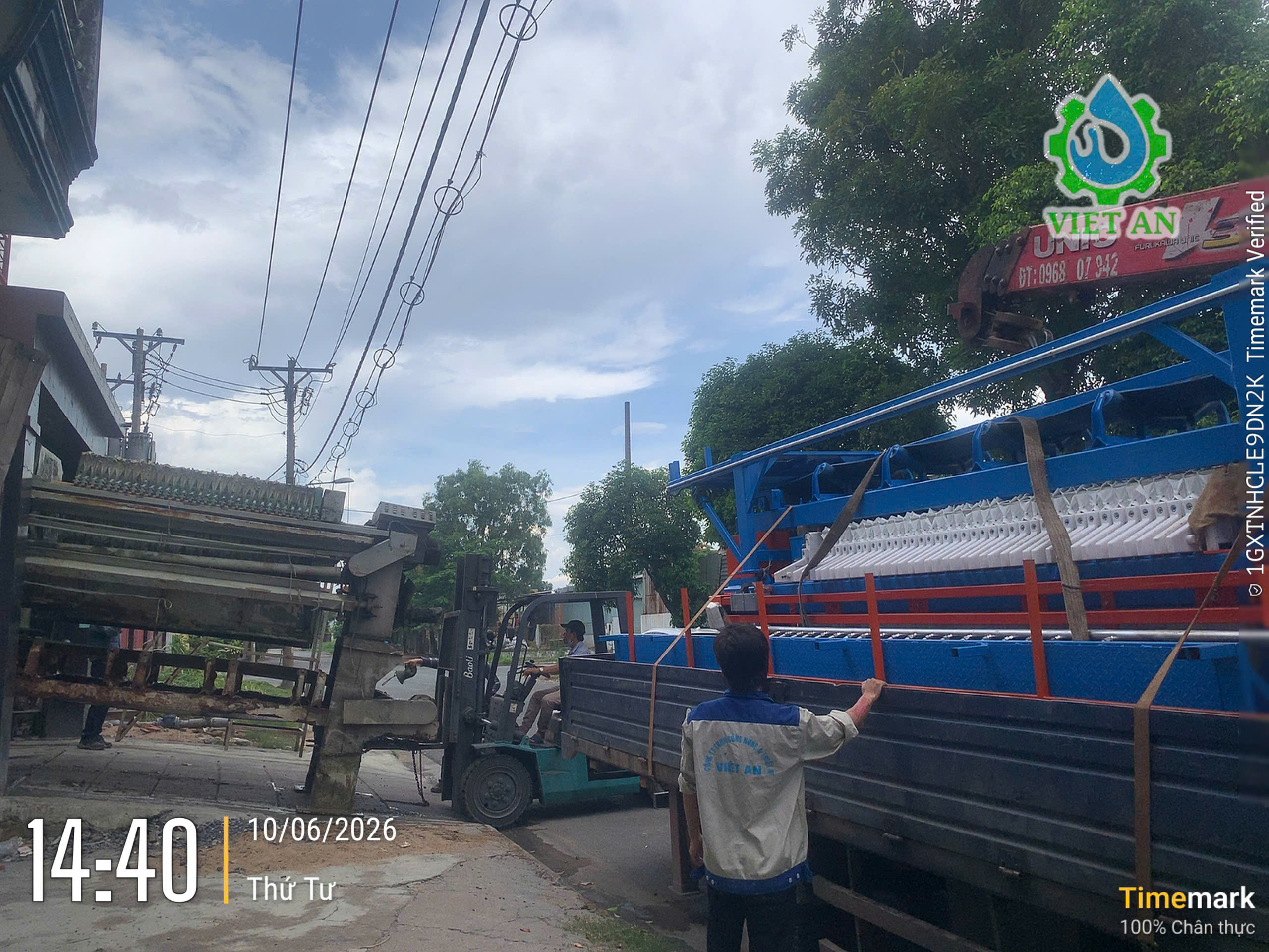 Thay thế máy ép bùn cũ sang máy mới